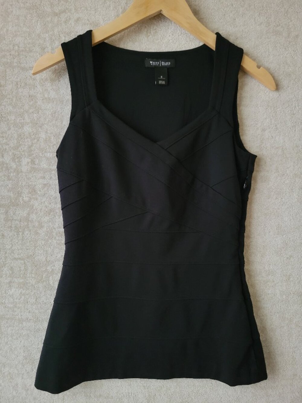White House Black Market Black Bandage Sleeveless Top Sweetheart Neck Size 6
